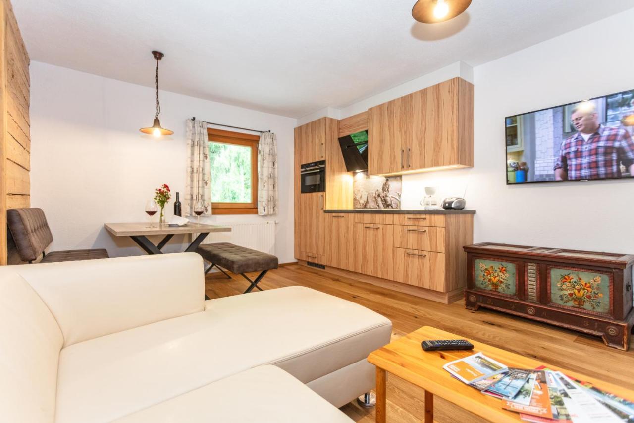 Gasthof St. Adolari Otel Sankt Ulrich am Pillersee Dış mekan fotoğraf