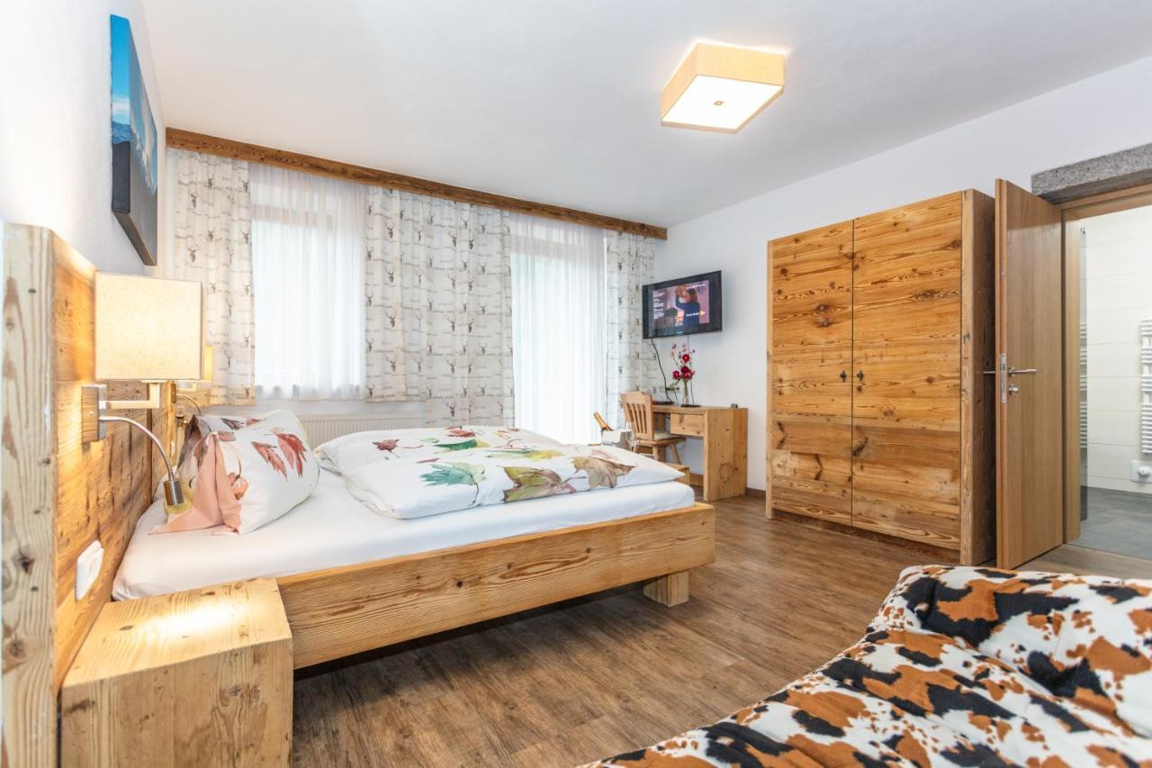 Gasthof St. Adolari Otel Sankt Ulrich am Pillersee Dış mekan fotoğraf
