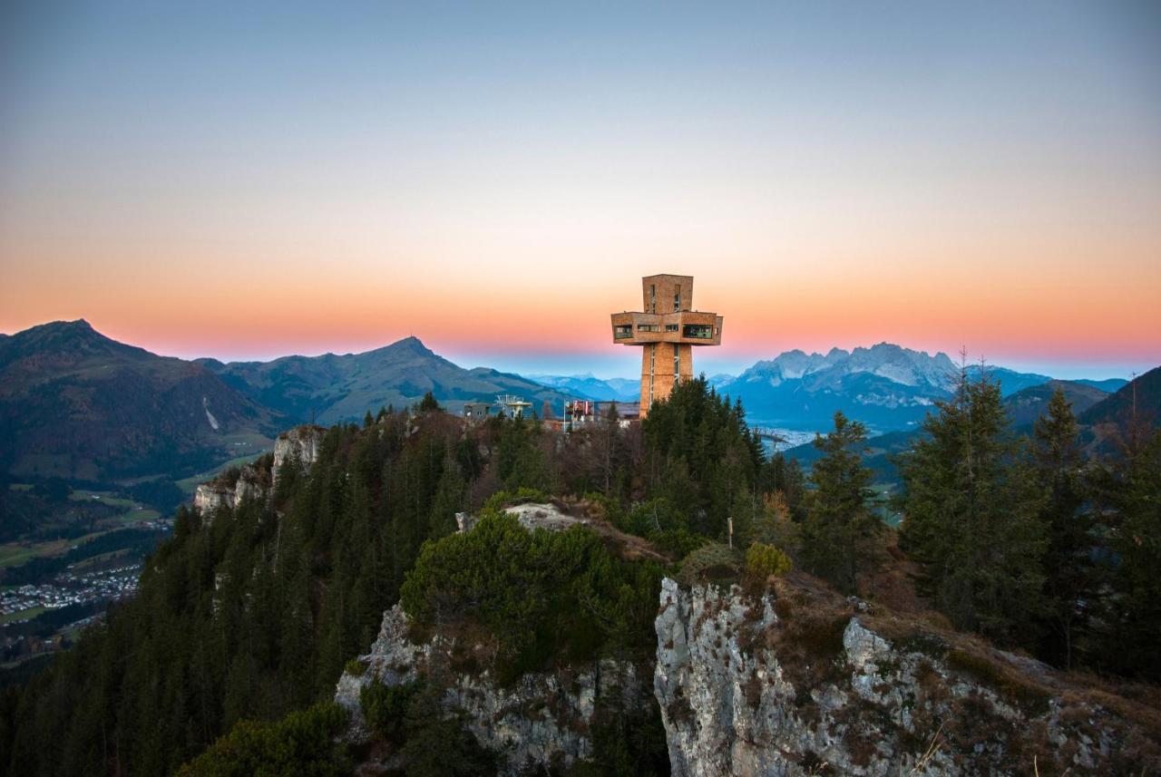 Gasthof St. Adolari Otel Sankt Ulrich am Pillersee Dış mekan fotoğraf