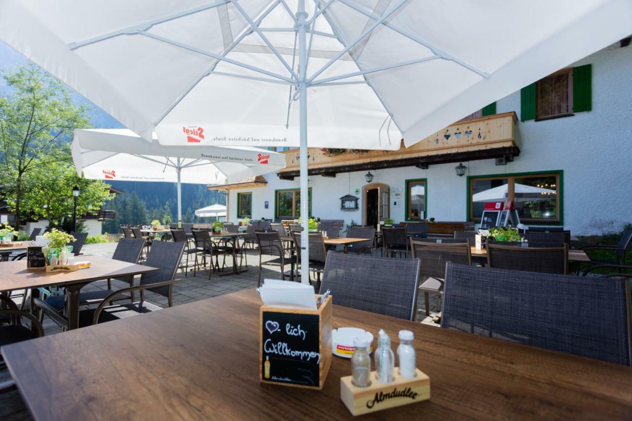 Gasthof St. Adolari Otel Sankt Ulrich am Pillersee Dış mekan fotoğraf